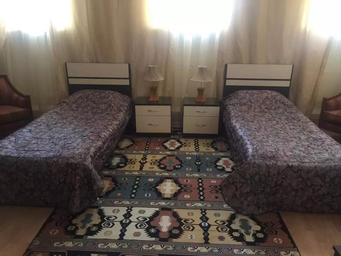 ICHERISHAHIR_SHABAVIZ (5).jpg